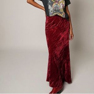 FREE PEOPLE Fairy Tale Crushed Velvet Asymmetric Slip Maxi Skirt Sz XL $128